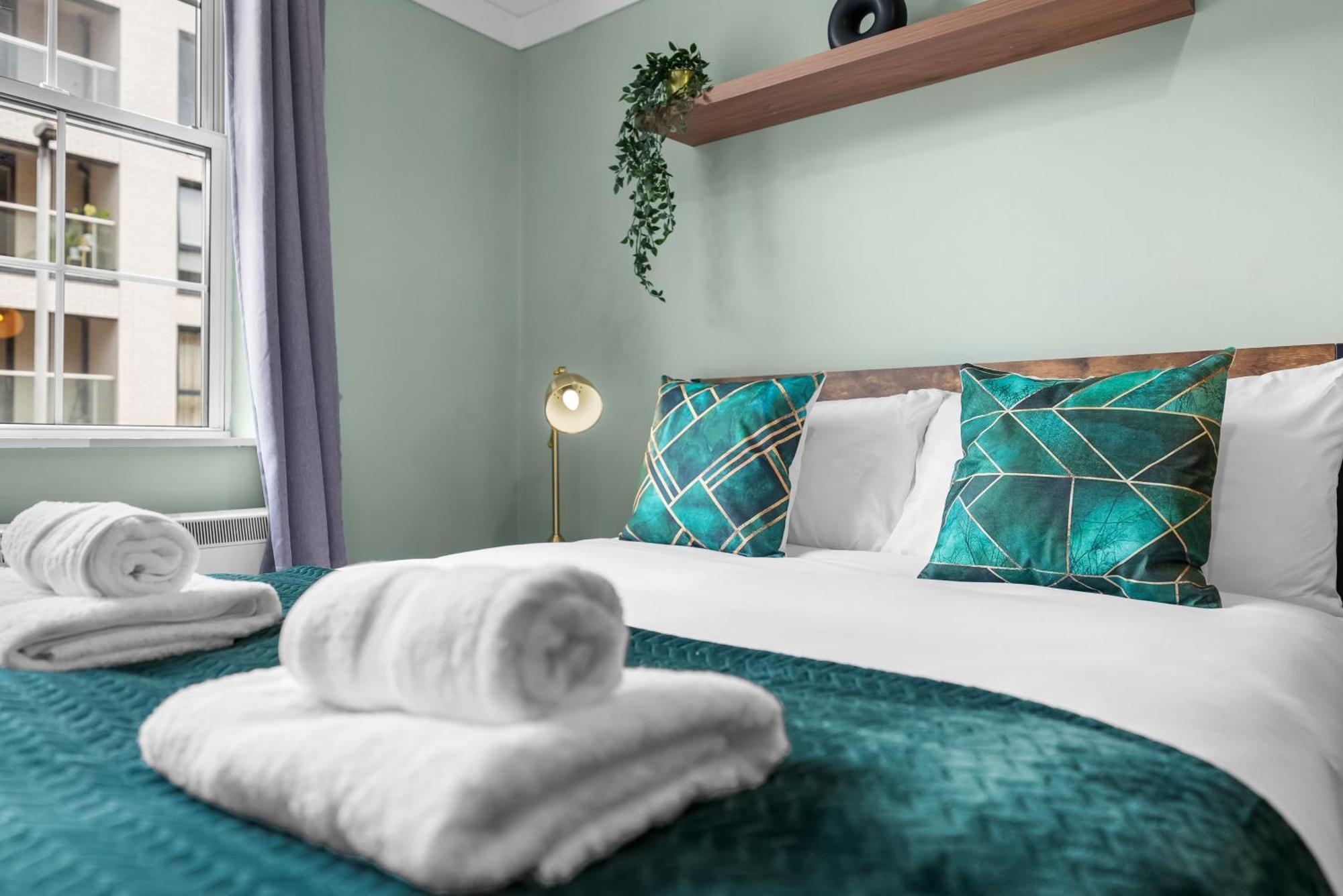 Chic 2 Bedroom Apartment Near Liverpool Street By Gold Stays Londýn Exteriér fotografie