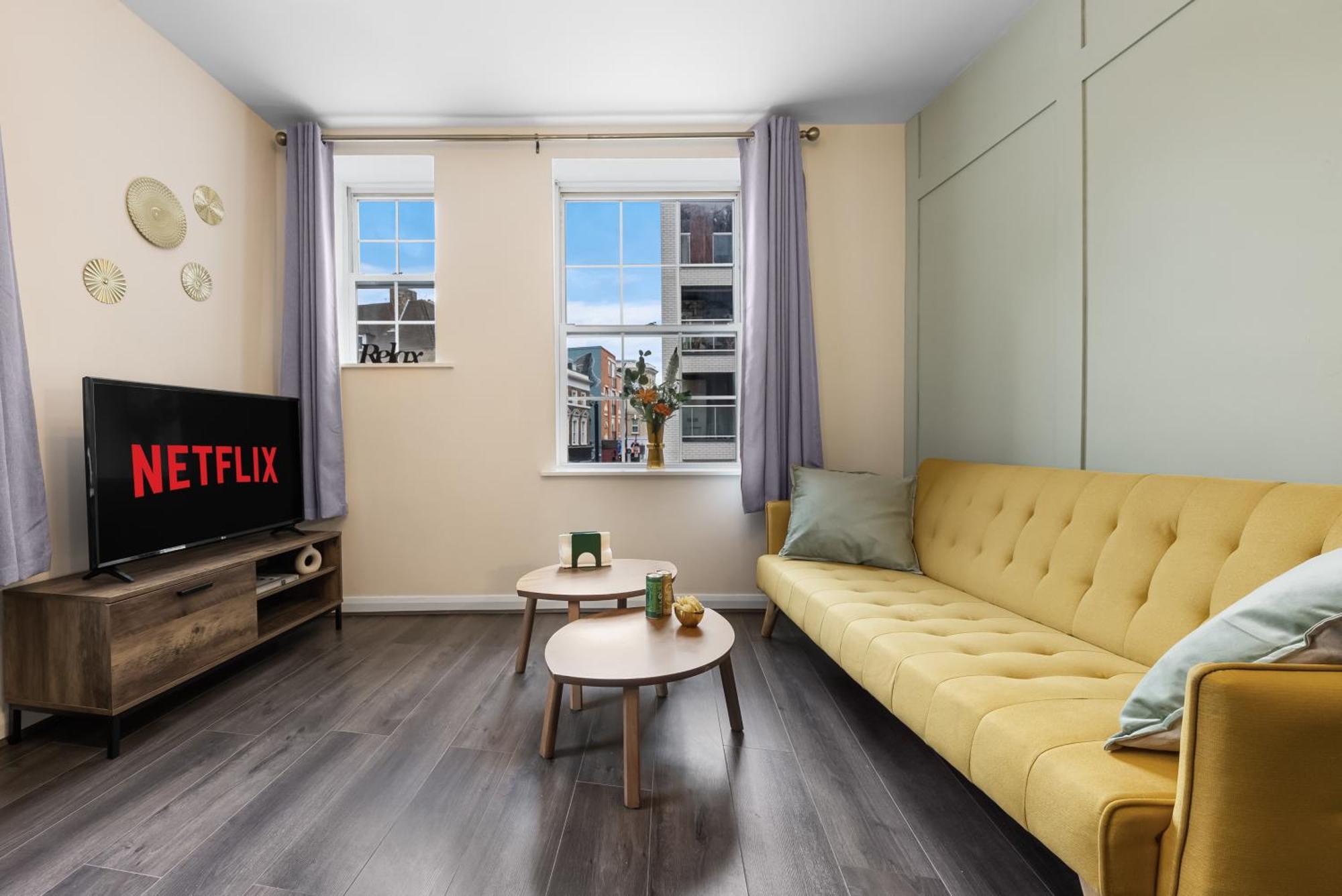 Chic 2 Bedroom Apartment Near Liverpool Street By Gold Stays Londýn Exteriér fotografie